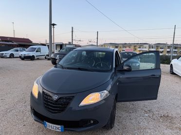 Lancia Ypsilon 2015 0.9 TwinAir Metano PERMUTE