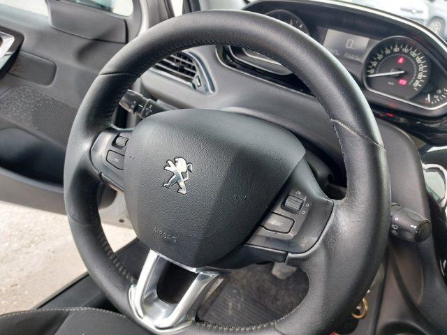 PEUGEOT 208 1.2 PureTech Allure 5 porte Neopatentati