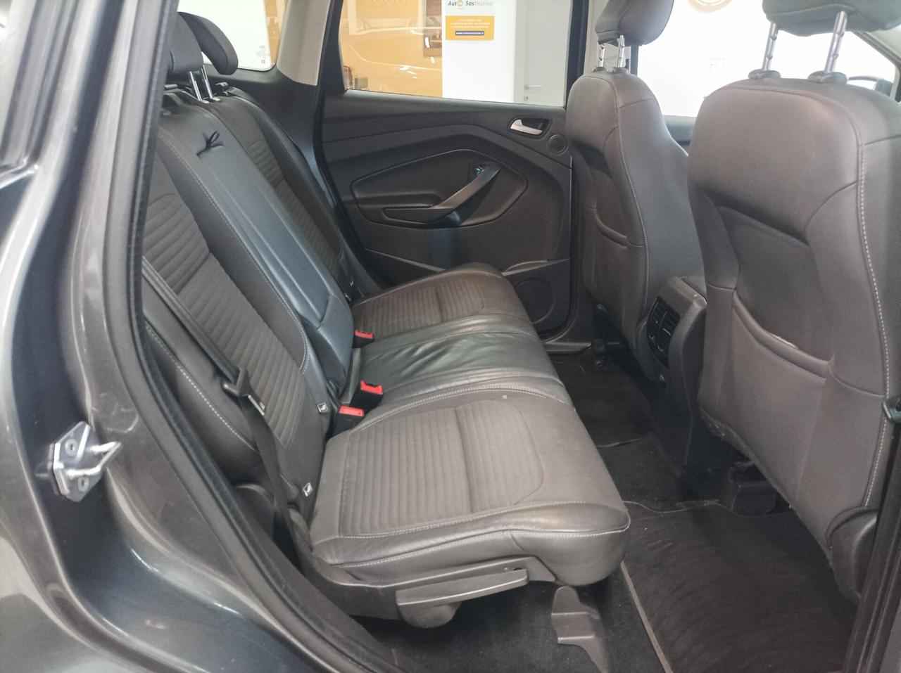 Ford Kuga 2.0 TDCI 150 CV S&S 4WD Powershift Business 10/2018