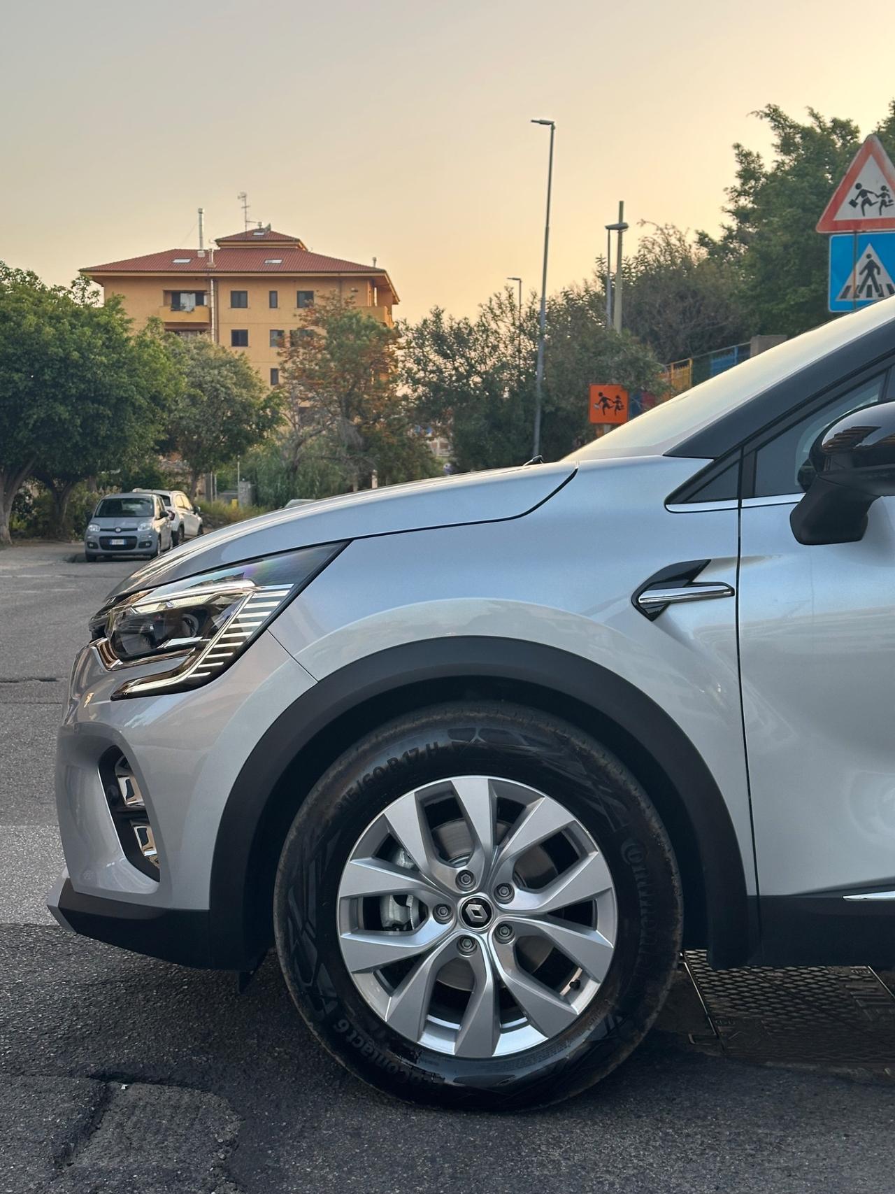 Renault Captur Full Hybrid E-Tech 145 CV Zen