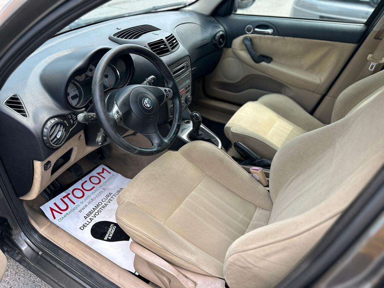 Alfa Romeo 147 1.6 16V TS (105) 5 porte Black Line