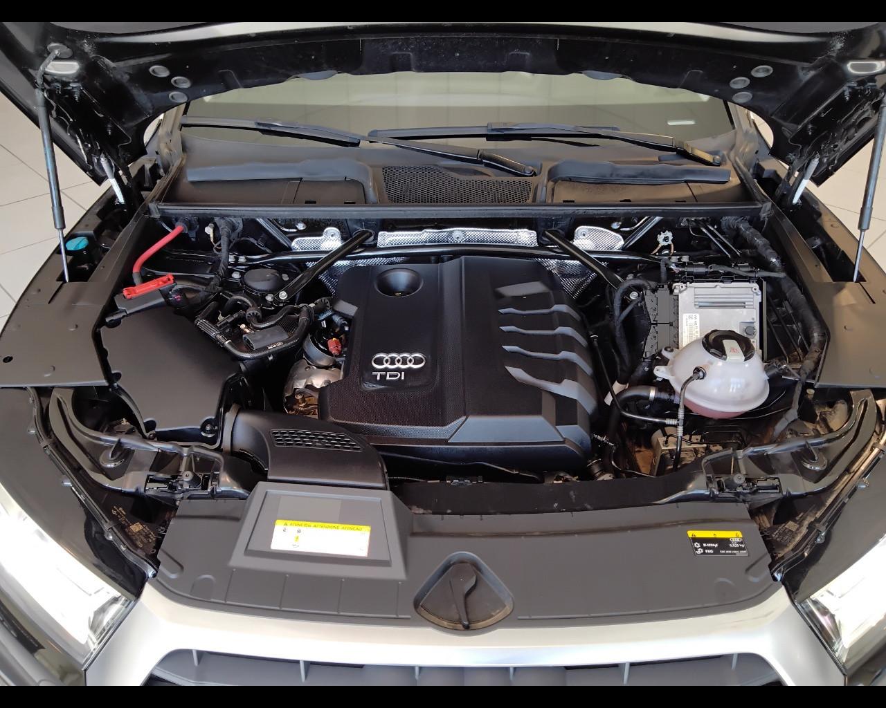 AUDI Q5 II 2017 - Q5 40 2.0 tdi Business quattro 190cv s-tronic