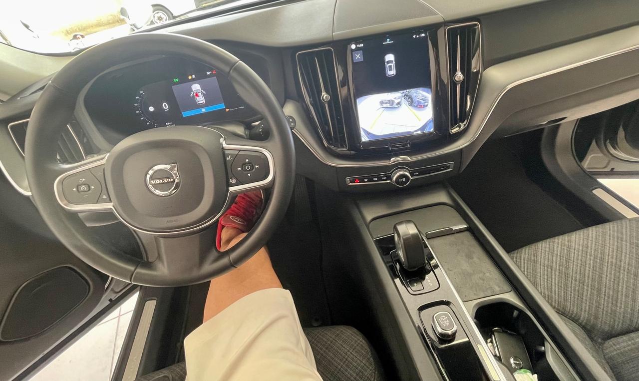 Volvo XC 60 XC60 B4 (d) automatico Plus Bright(COME NUOVA)