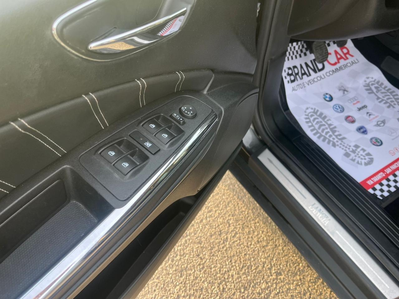 Lancia Delta 1.6 MJT Oro - 2011