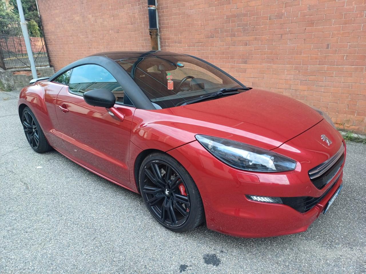 Peugeot RCZ R THP 270