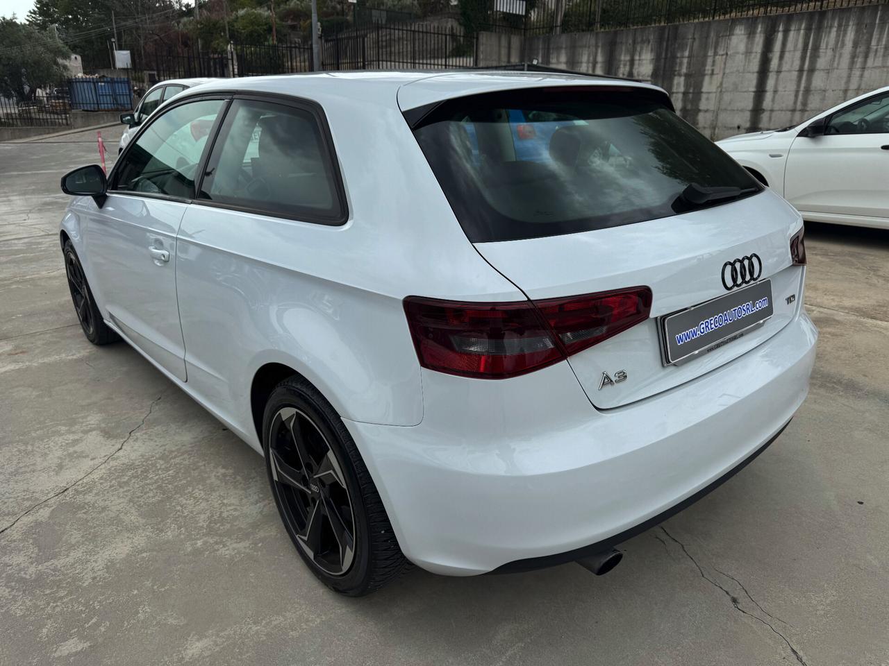 Audi A3 1.6 TDI 105cv AMBITON/2013