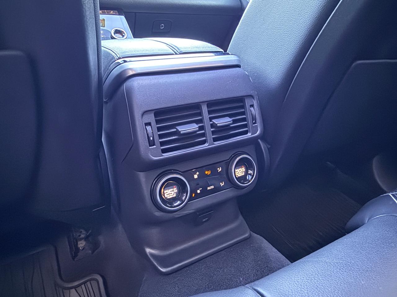 Land Rover Range Rover Velar Range Rover Velar 2.0D I4 240 CV R-Dynamic S