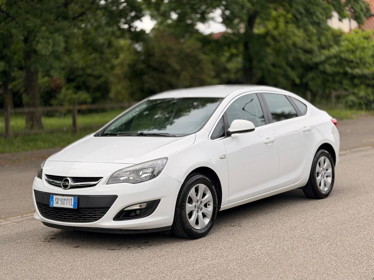 Opel Astra 1.4 Turbo 140CV 5 porte GPL Tech Elective