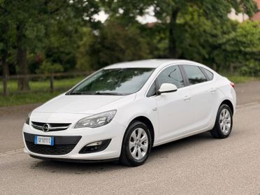 Opel Astra 1.4 Turbo 140CV 5 porte GPL Tech Elective