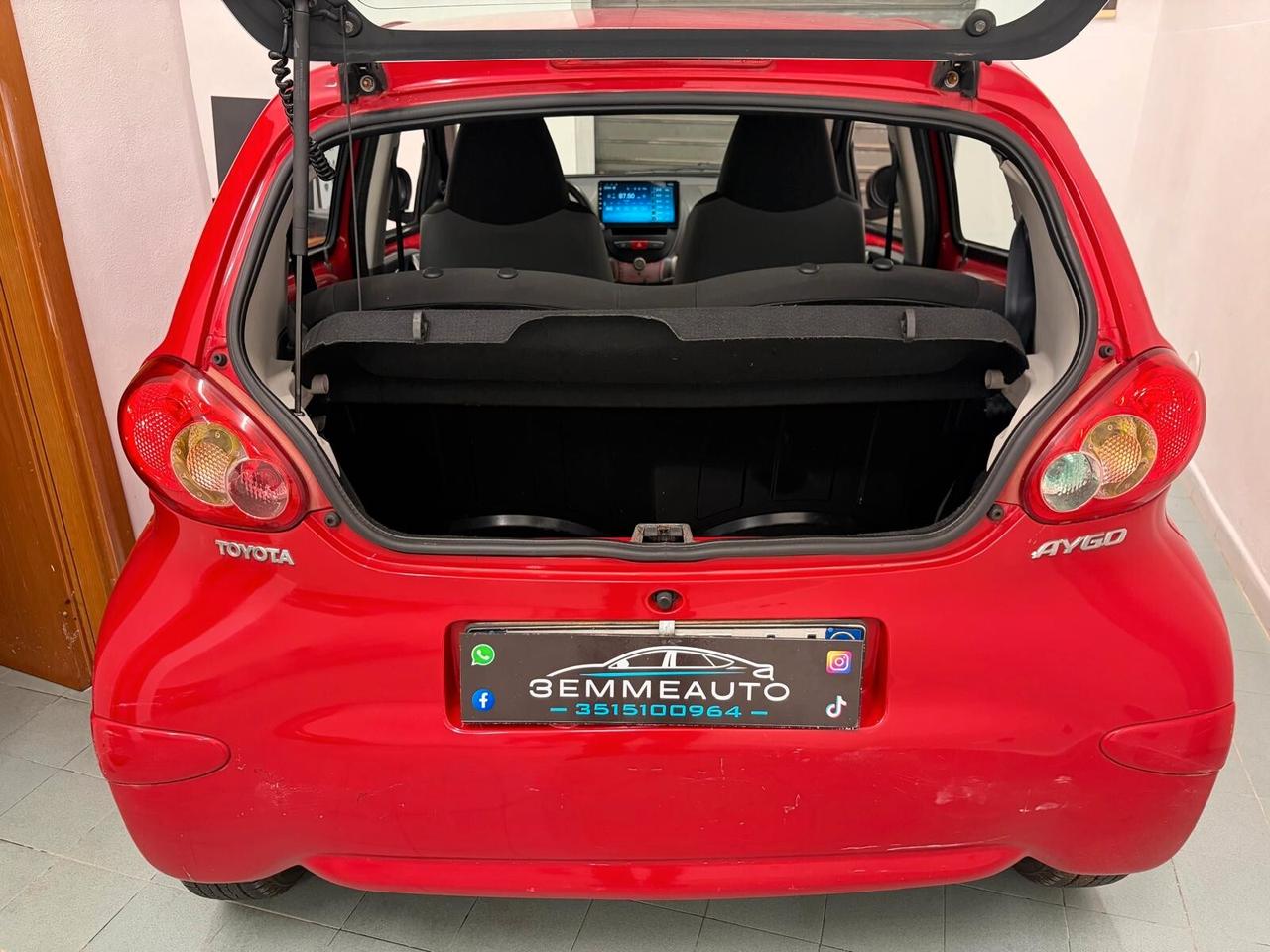 Toyota Aygo 1.0 69Cv 5 Porte 12 MESI DI GARANZIA