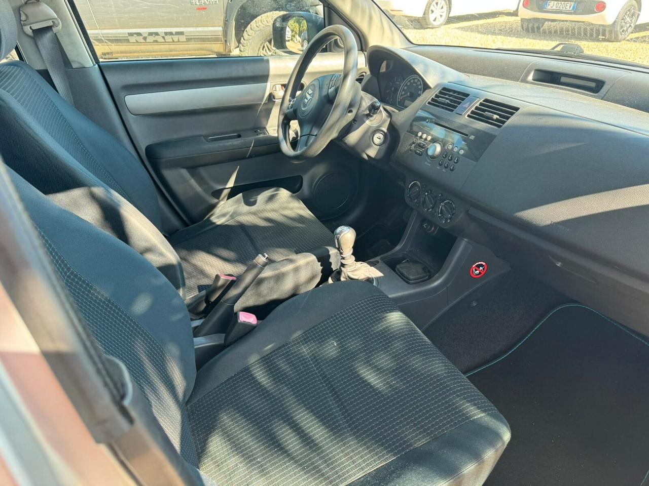 Suzuki Swift 1.3 DDiS 5p. GL neopatentati