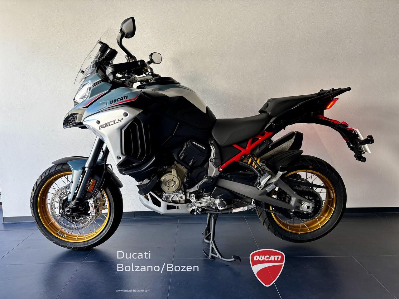 Ducati Multistrada V4 Rally Travel