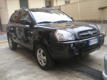 HYUNDAI Tucson 2.0 CRDI VGT ACTIVE 4X4