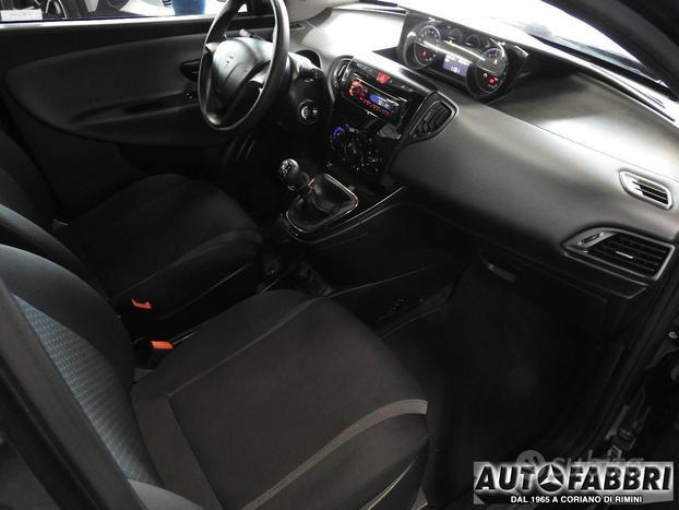 LANCIA - Ypsilon - 1.2 69 CV 5 porte Elefantino