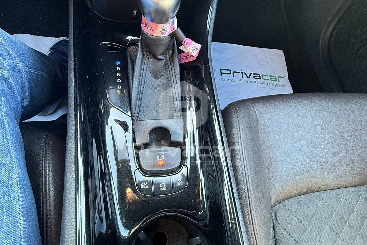 TOYOTA C-HR 1.8 Hybrid E-CVT Lounge