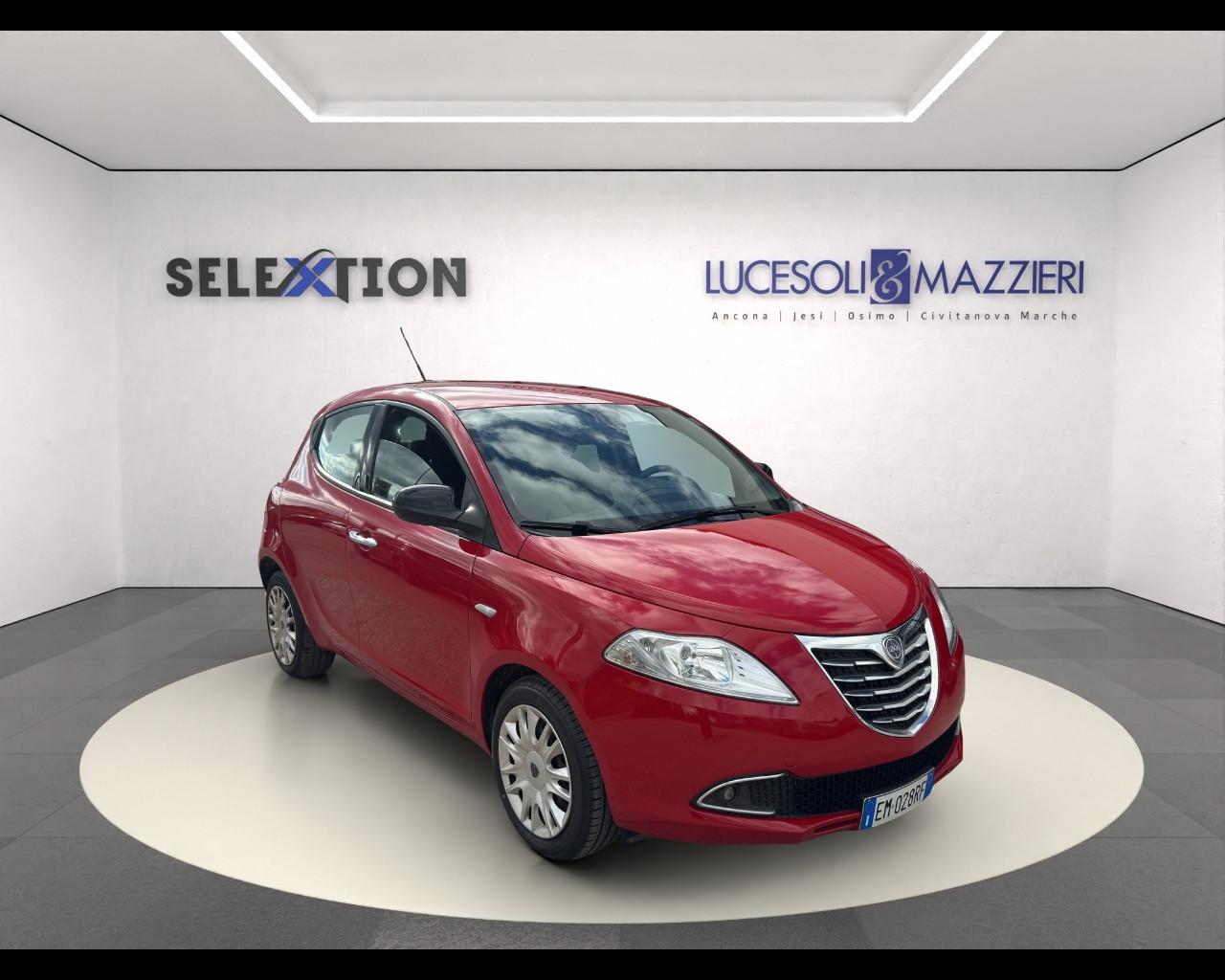 LANCIA Ypsilon 3ª serie - Ypsilon 0.9 TwinAir 85 CV 5 porte S&S Gold