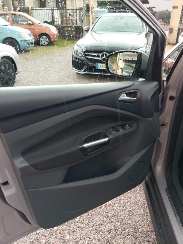 FORD B-Max 1.4 90 CV Titanium Business