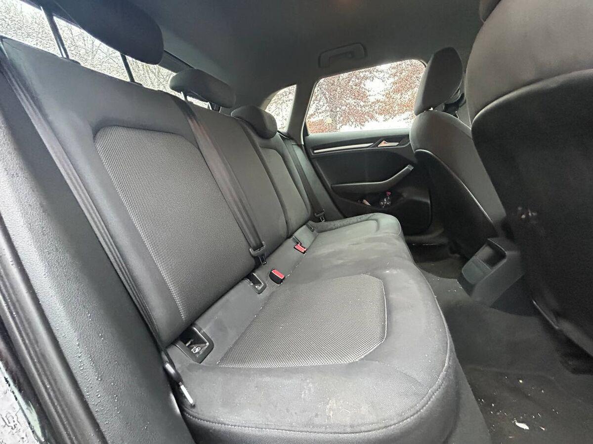 Audi A3 Sportback 30 1.6 tdi Business 116cv s-tronic