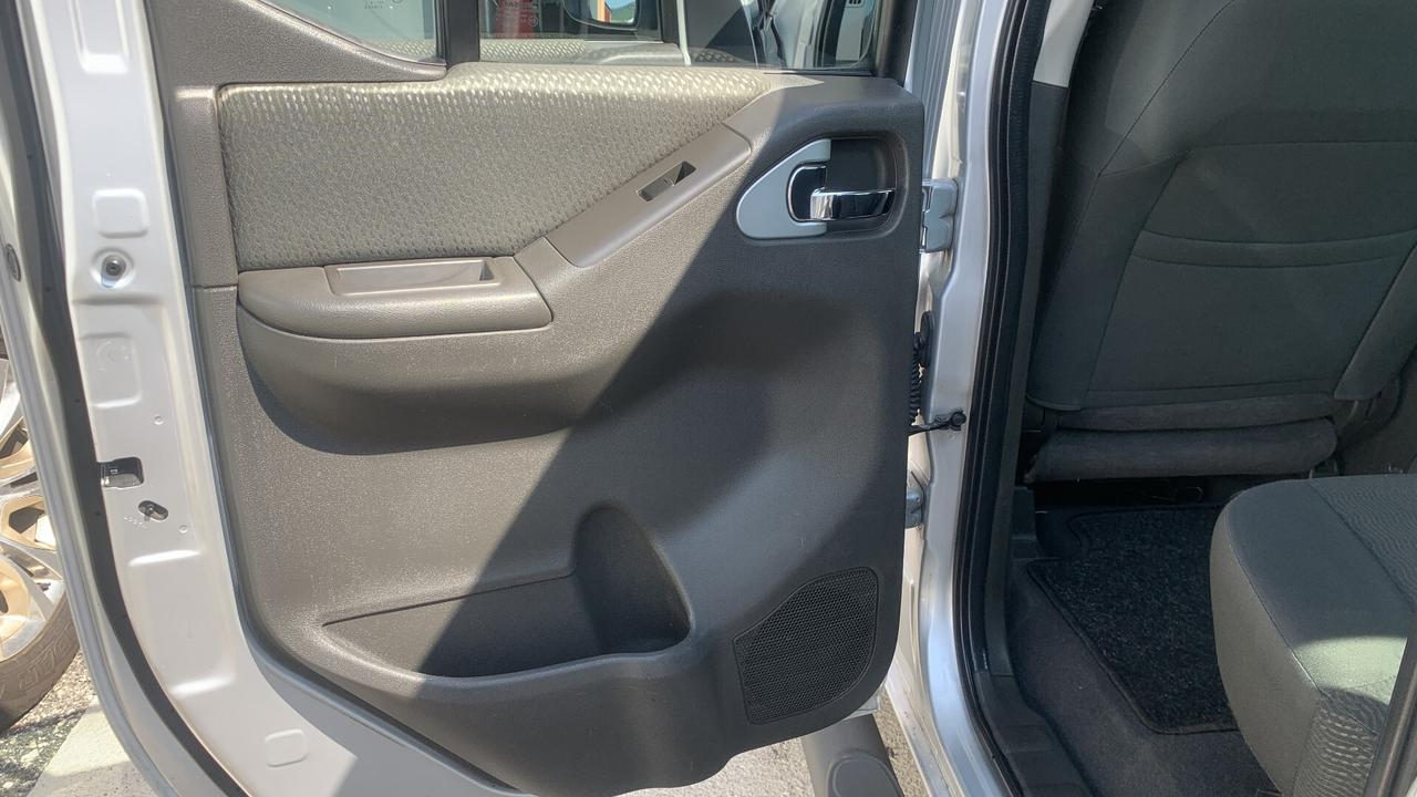 Nissan Navara 2.5 dCi 190CV 4 porte Double Cab Sport