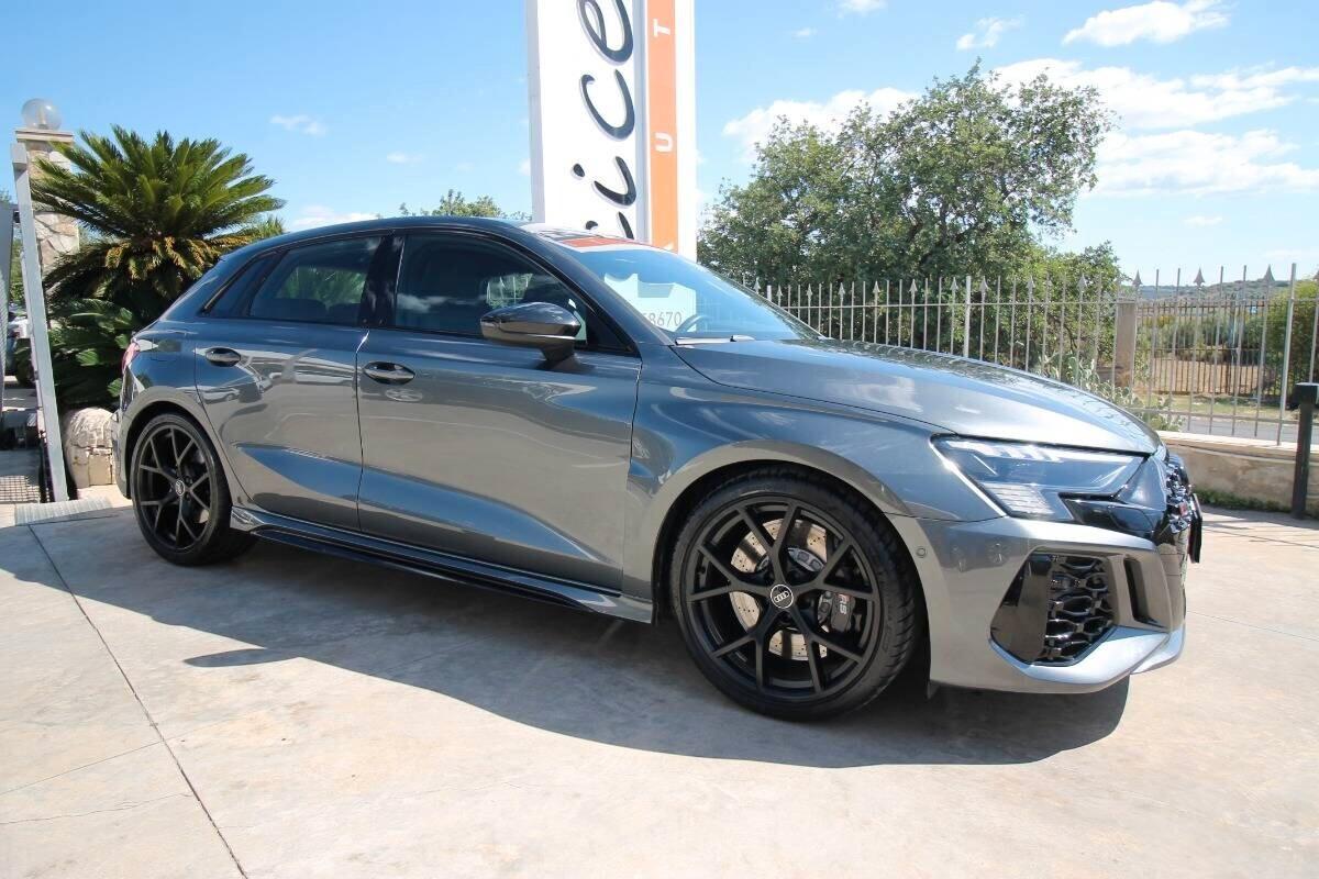 Audi RS3 Sportback 400cv quattro| 12.2021