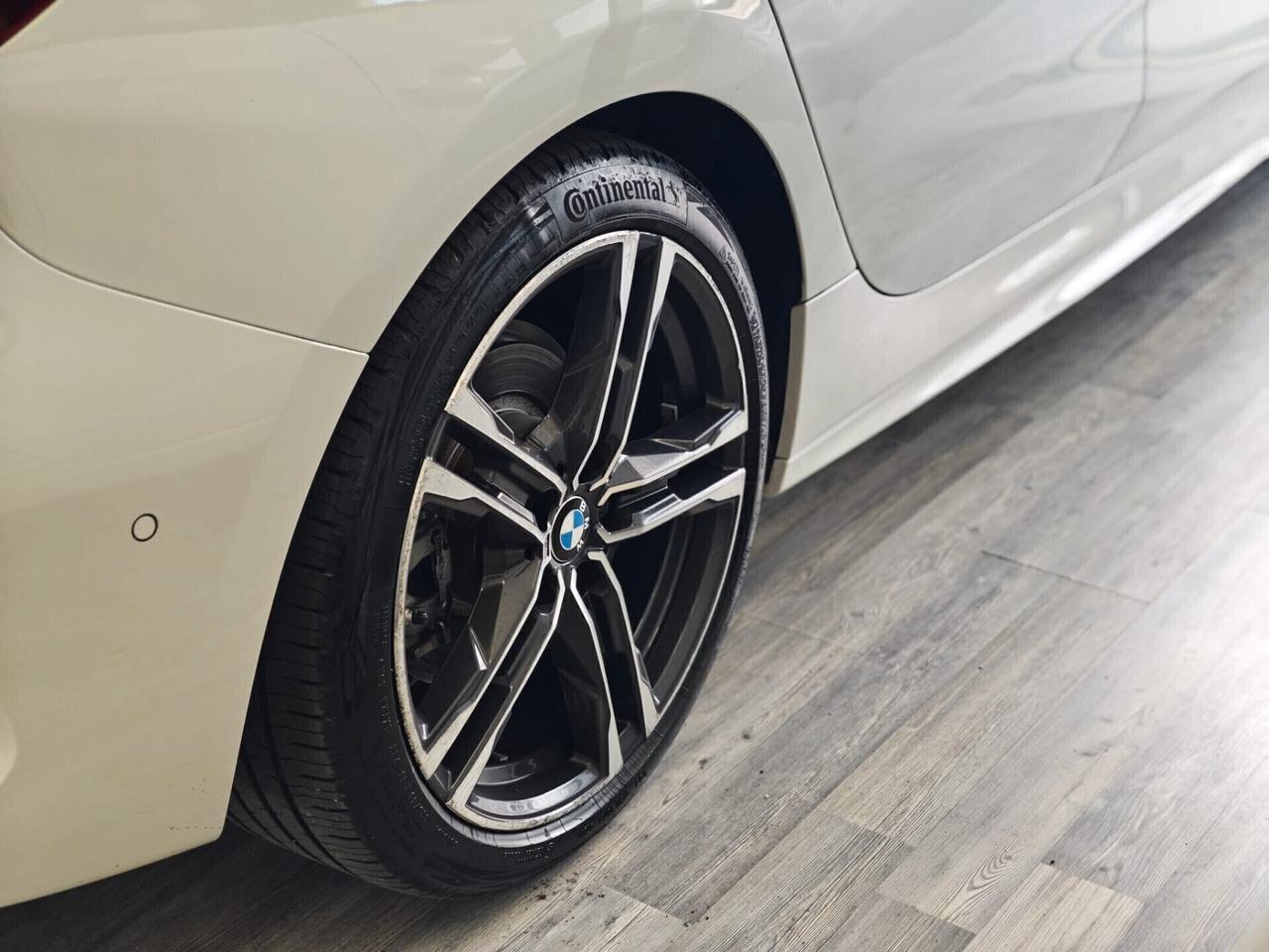 Bmw 118 118d 5p. Msport