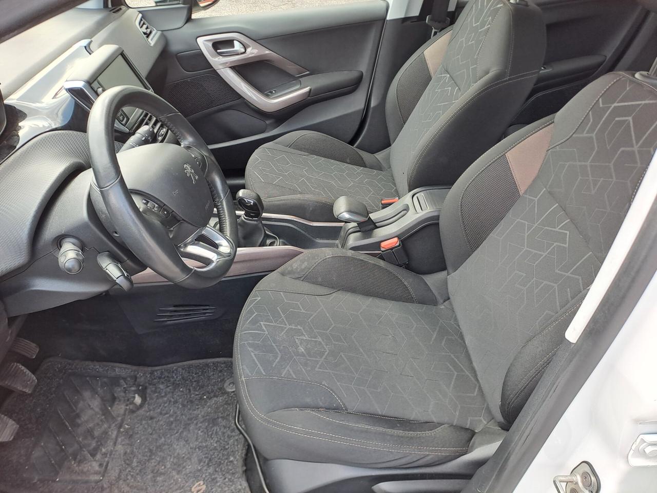 Peugeot 2008 1.6 e-HDi 115 CV Stop&Start Allure