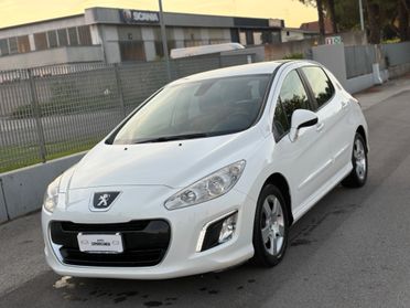 Peugeot 308 1.6 8V HDi 93CV 5p 2012