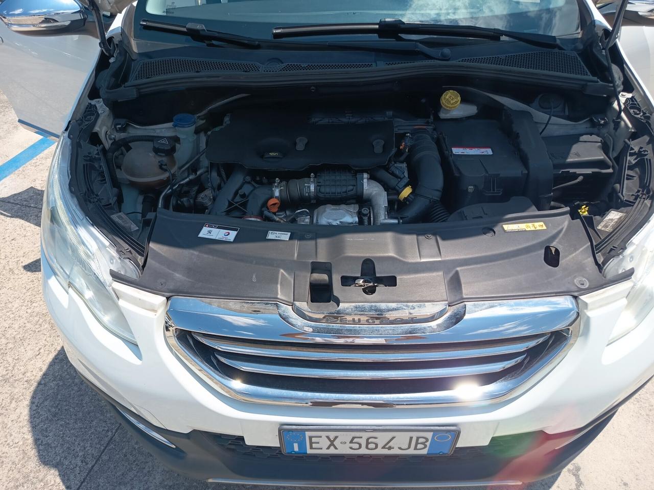 Peugeot 2008 1.6 e-HDi 92 CV Stop&Start Allure