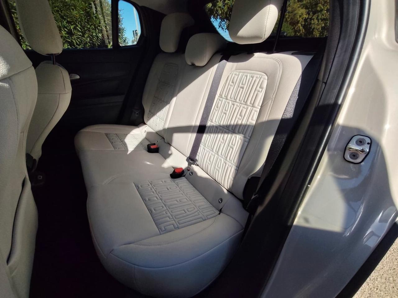 Fiat 600 Hybrid 110 CV DCT MHEV La Prima