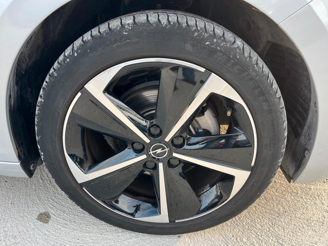 Opel Astra 1.2 Turbo 130 CV Elegance