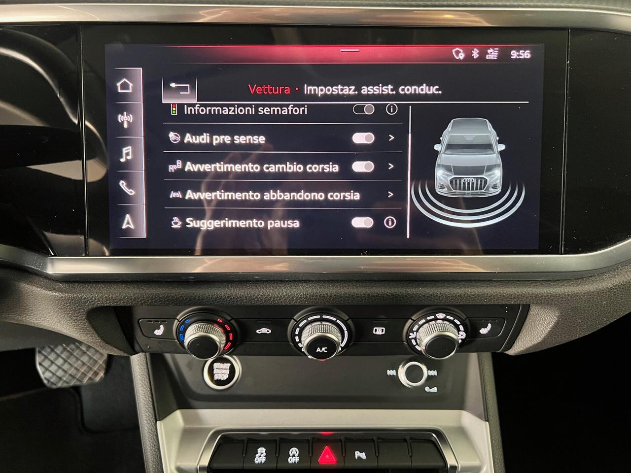 Audi Q3 35 2.0 tdi 150cv Business s-tronic LED/NAVI/18;