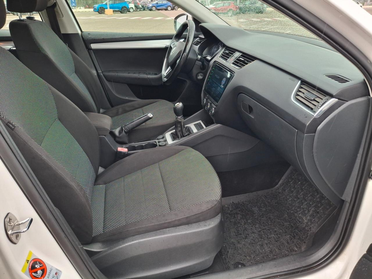 Skoda Octavia 1.6 TDI CR 105 CV. Wagon Elegance