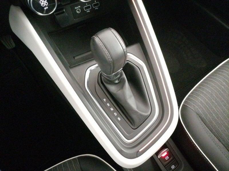 Renault Clio 1.6 E-Tech full hybrid Techno 145cv auto