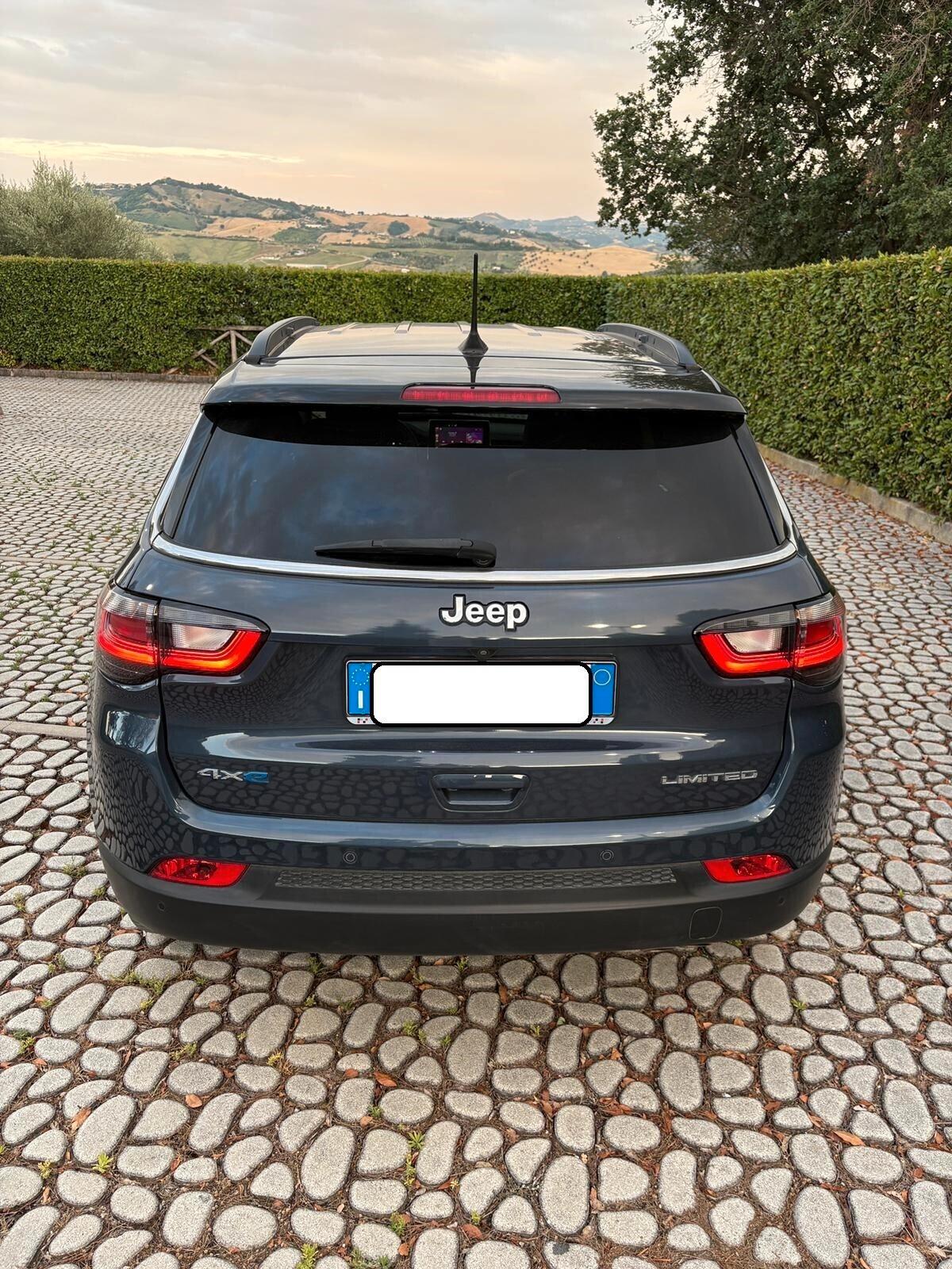 J Compass 1.3Hyb. 4xe L-Lock Lim. 190 P-In 11-2021
