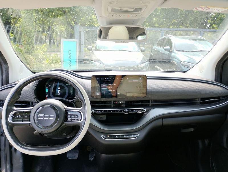 FIAT 500 500e 42 kWh La Prima