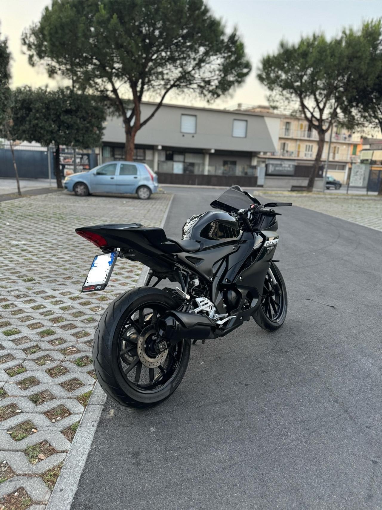 Yamaha YZF R125