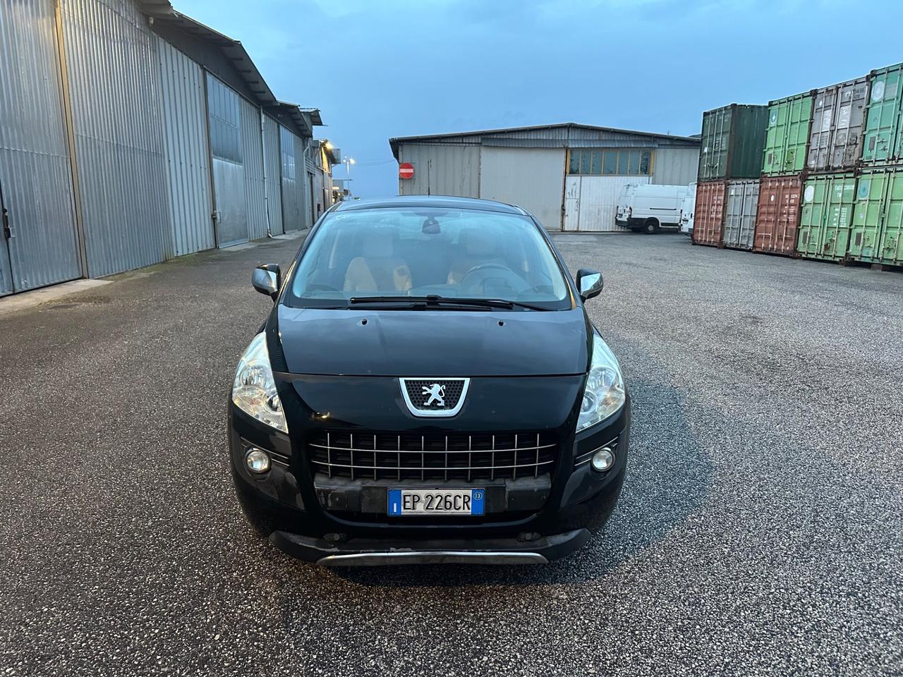 Peugeot 3008 1.6 HDi 115CV Business