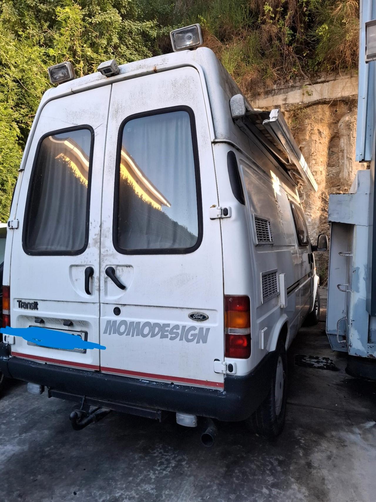 Ford Transit/Tourneo Transit 150 2.5 D PC ADIBITO A CAMPER