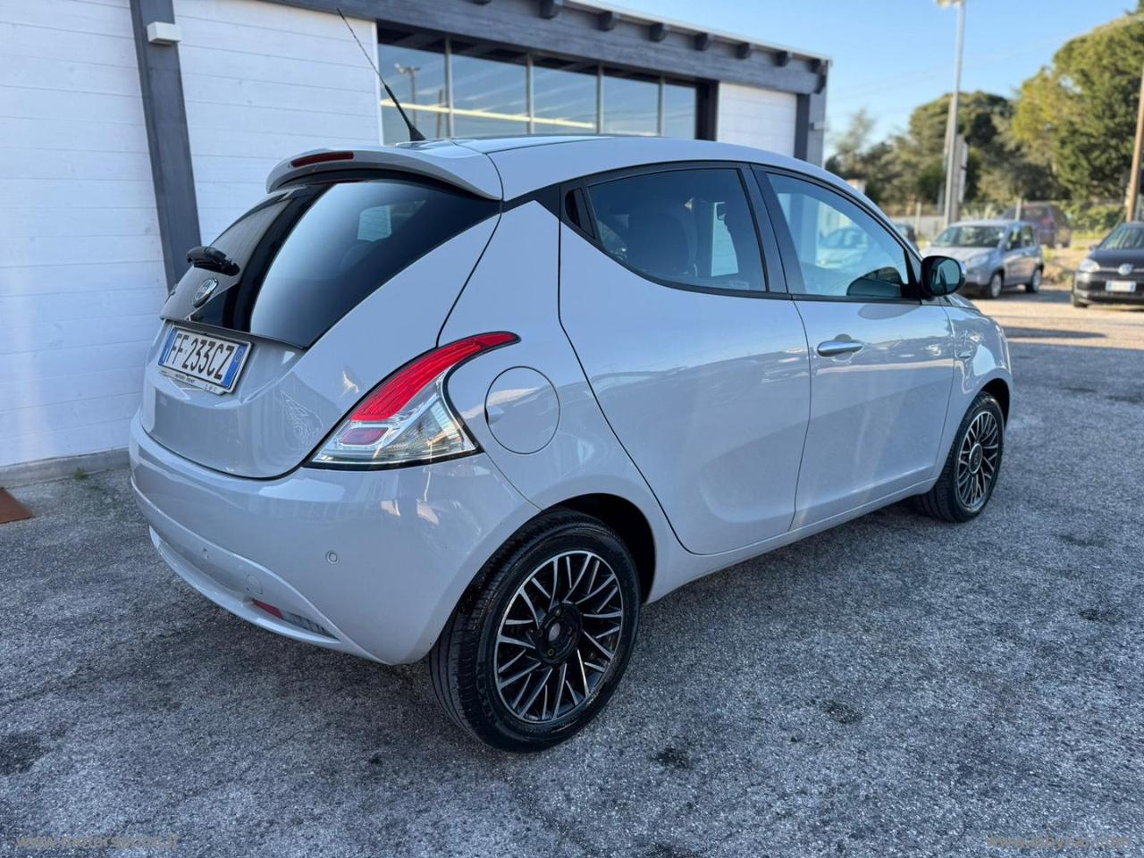 LANCIA Ypsilon 1.3 MJT 95 CV 5p. S&S Platinum