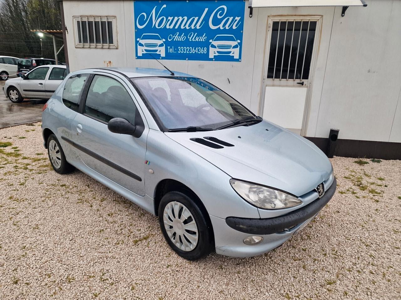 Peugeot 206 1.1 3p. XT