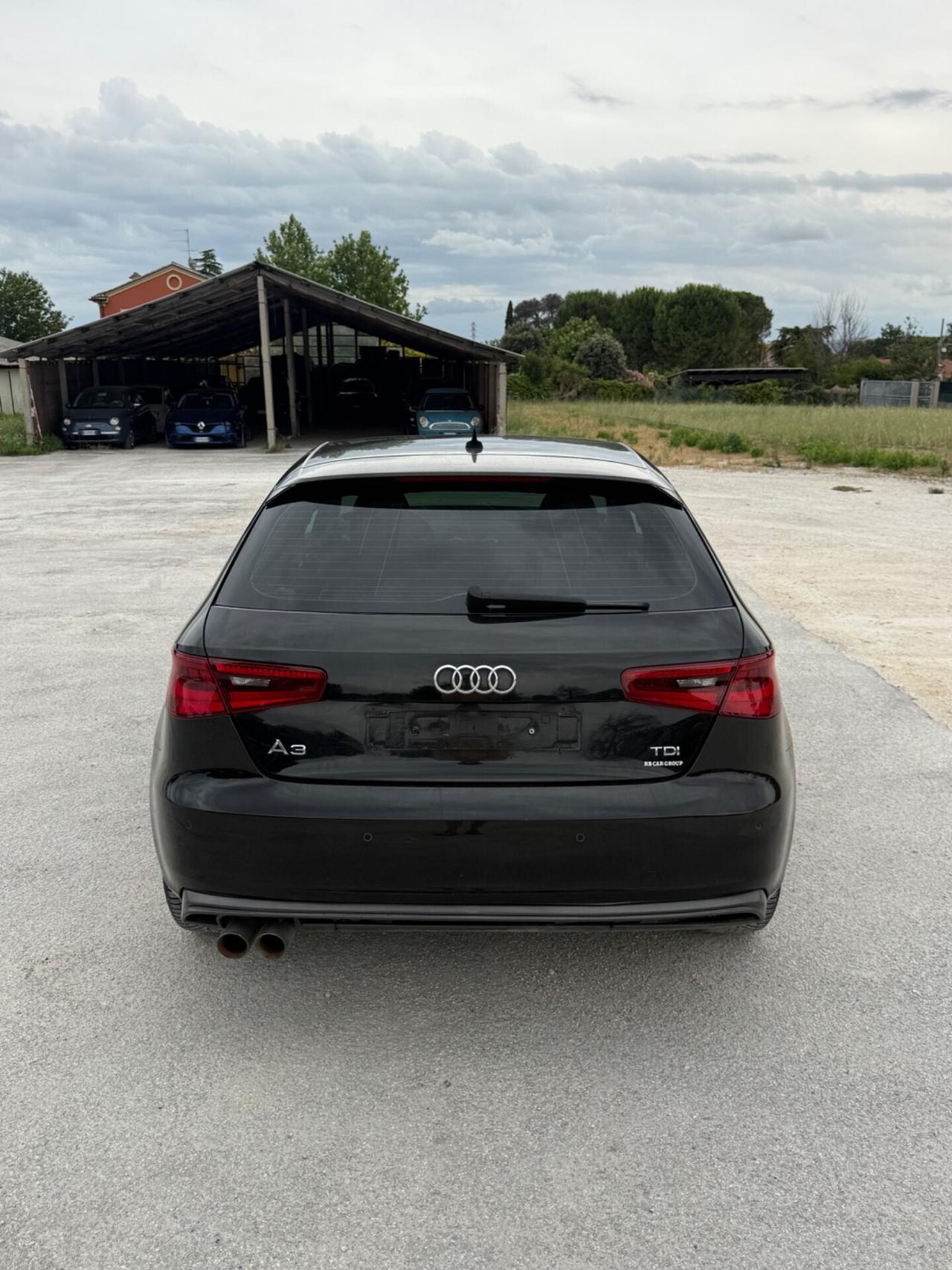 Audi A3 1.6 TDi EURO6B incidentata/sinistrata