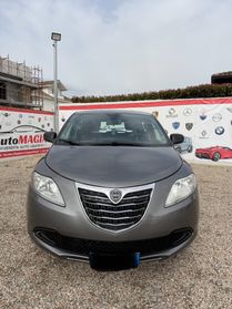Lancia Ypsilon 0.9 TwinAir 85 CV 5 porte Metano Ecochic Gold