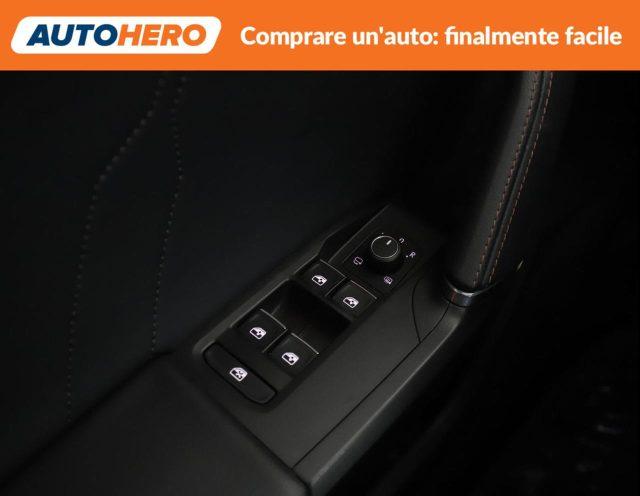 CUPRA Leon 2.0 TSI 300 CV DSG VZ Carbon