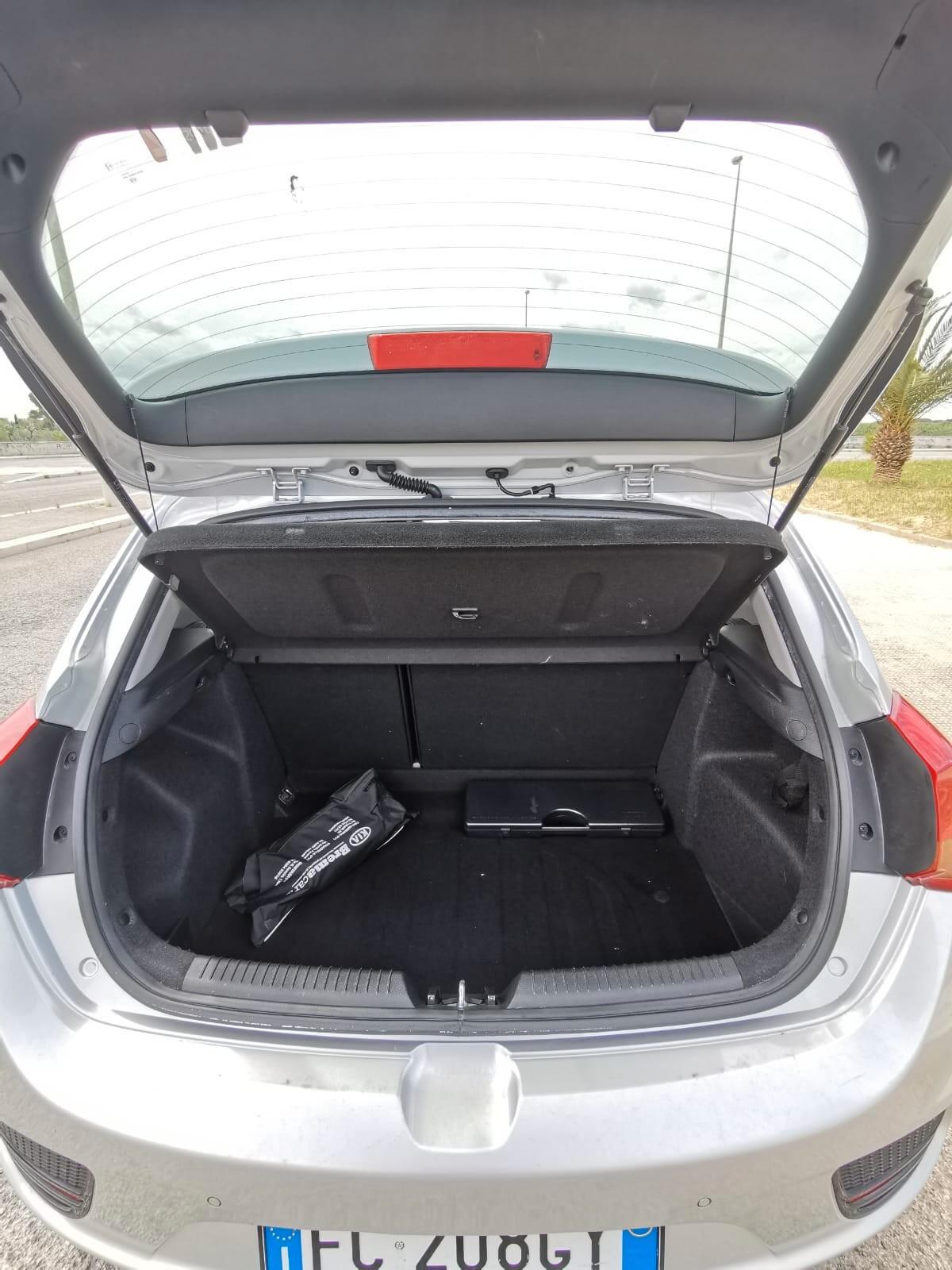 Kia Ceed cee'd 1.6 CRDi 110 CV 5P. Cool 2016