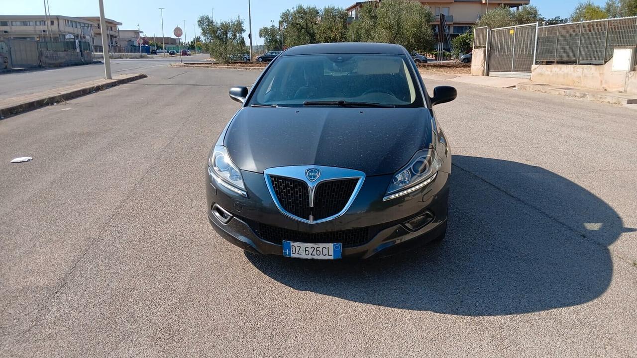 Lancia Delta 1.6 MJT DPF Selectronic Argento
