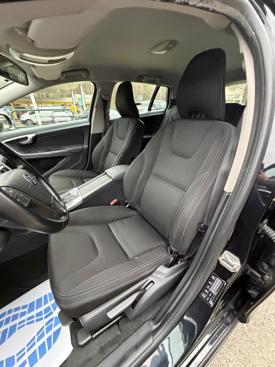 VOLVO - V60 - D2 Powershift