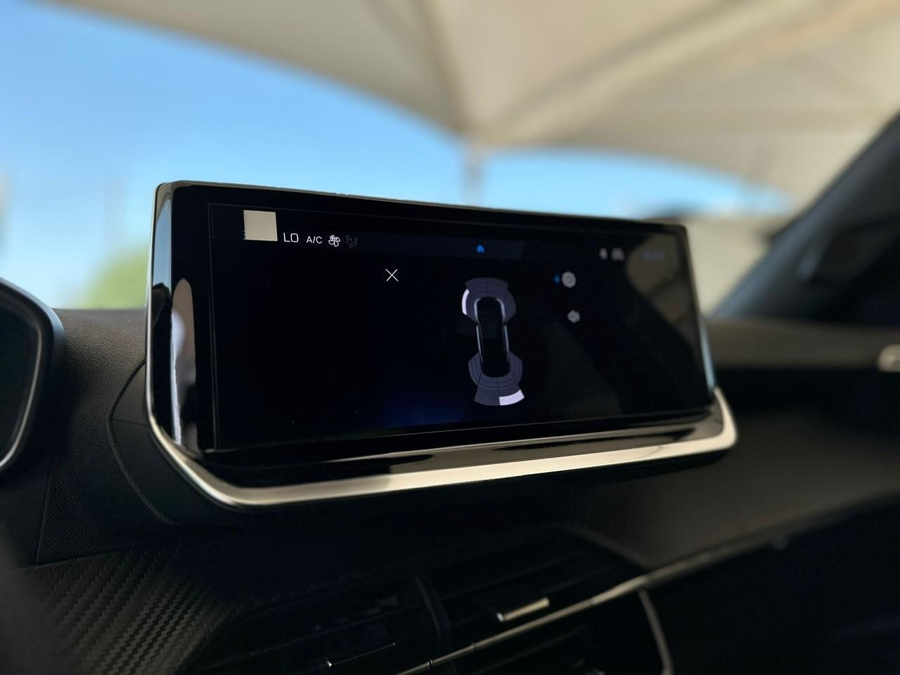 Peugeot 2008 Hybrid 145 e-DCS6 Allure