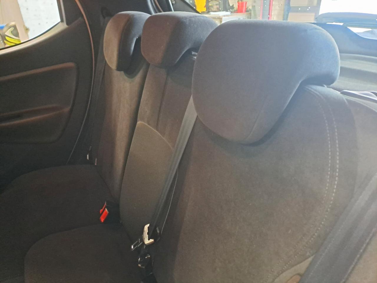 LANCIA YPSILON 1.2 BENZINA *OK NEOPATENTATI*