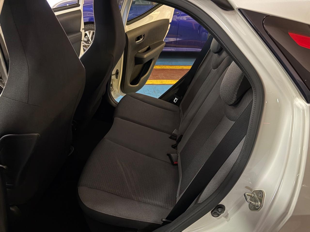 Toyota Aygo Connect 1.0 VVT-i 72 CV 5 porte x-clusiv MMT