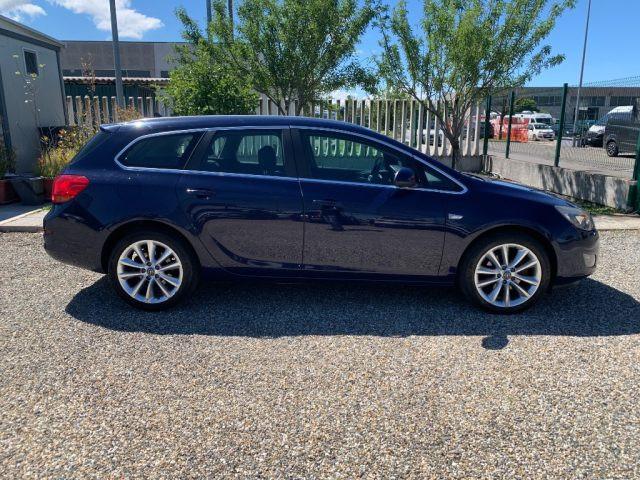 OPEL Astra 2.0 CDTI 165CV Sports Tourer Cosmo S
